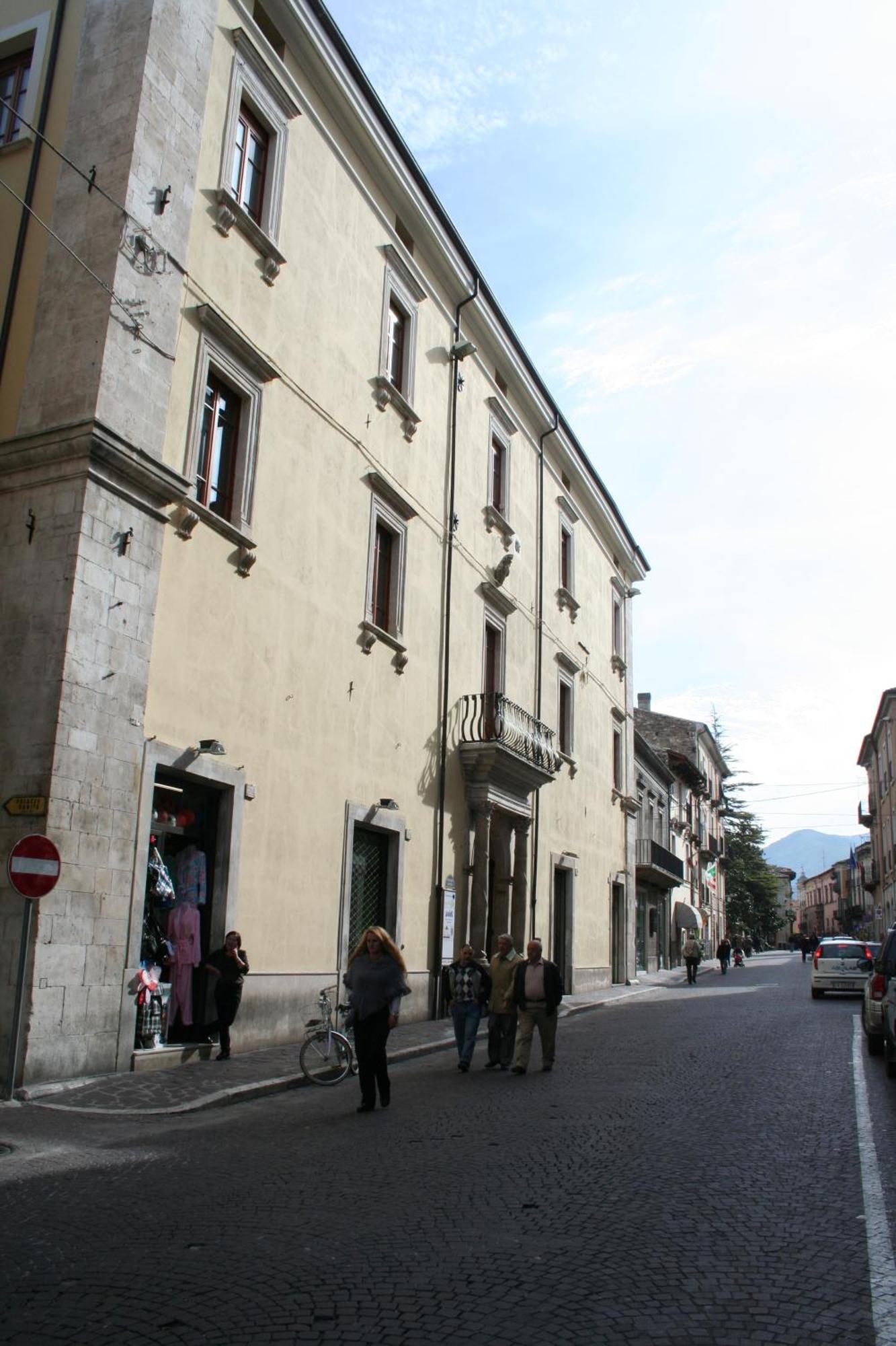 B&B La Dimora Sulmona Eksteriør bilde