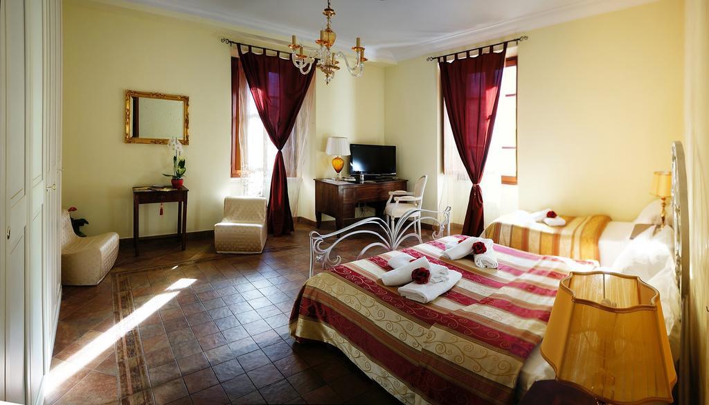 B&B La Dimora Sulmona Rom bilde